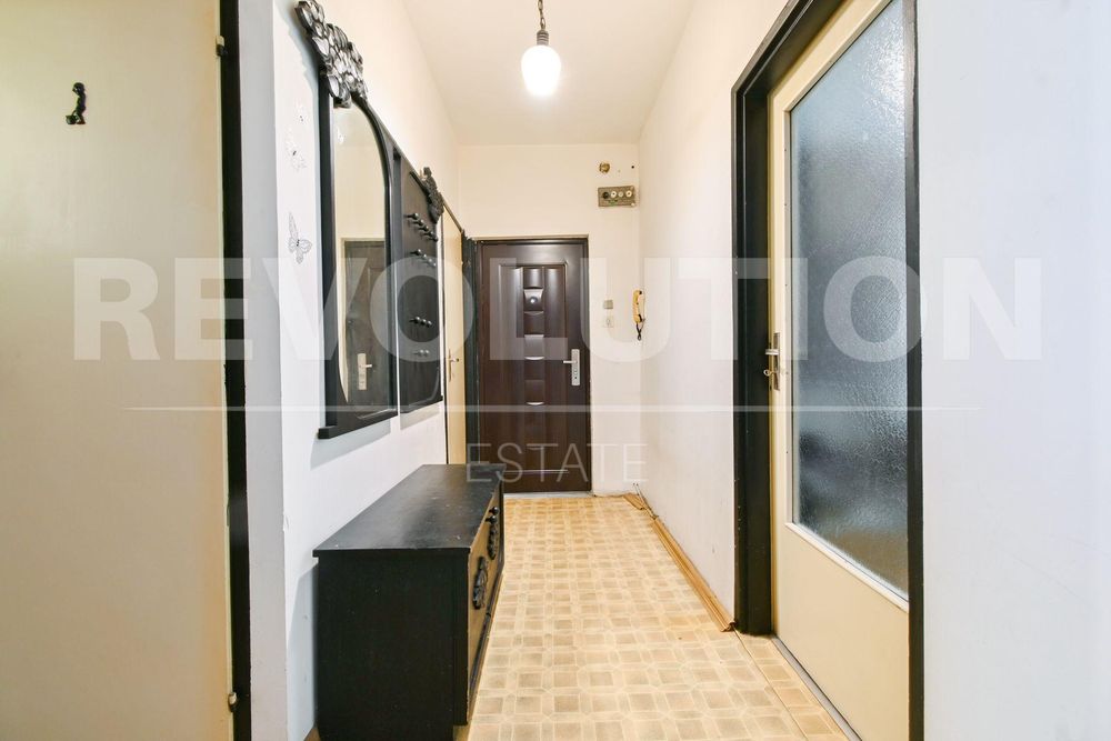 Продава се Тристаен апартамент в София, Връбница 2 - 80 кв.м за 1275 €/кв.м - Снимка #10