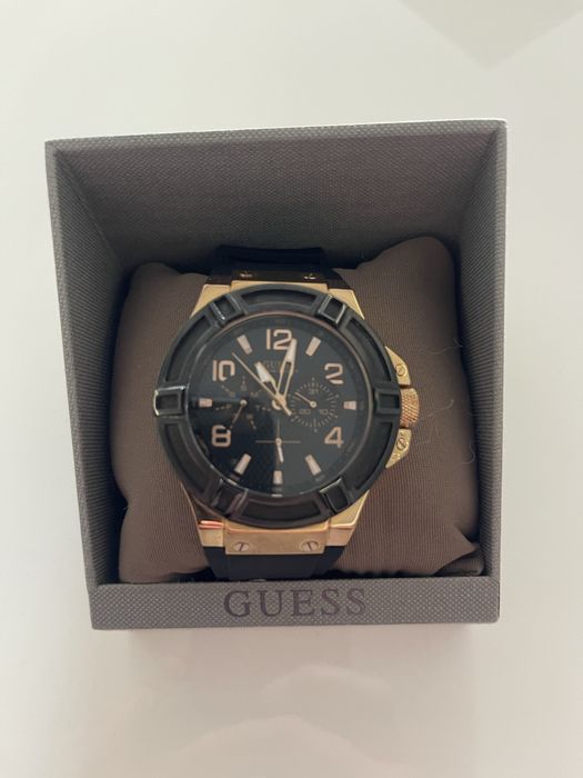 Мъжки часовник Guess