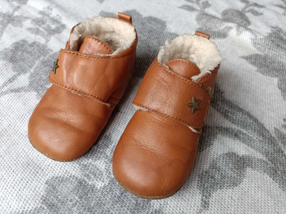 Botosi din piele si lana 22 (12.5cm)