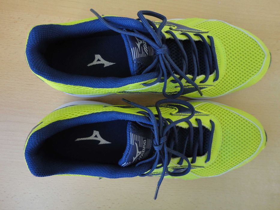 N39 Mizuno/дамски маратонки