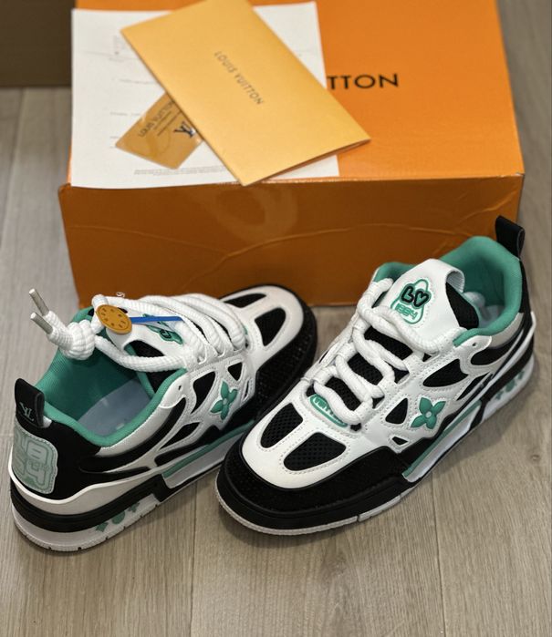 Adidasi louis vuitton pentru barbati