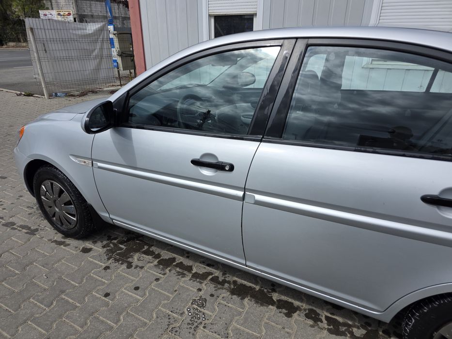 Vand Hyundai Accent 2006