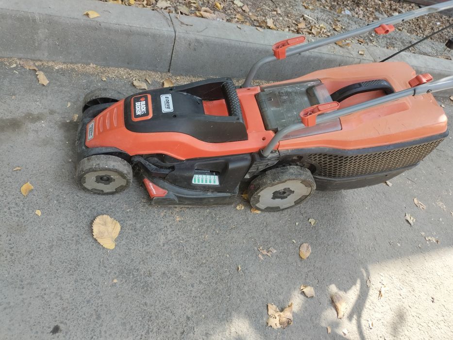 Газонокосилка б/у