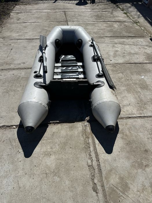 Barca Bombard 2,50 lungime