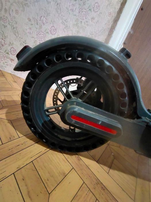 Продам электросамокат