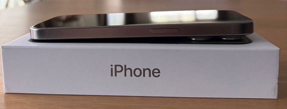 Apple Iphone 15 pro 128GB