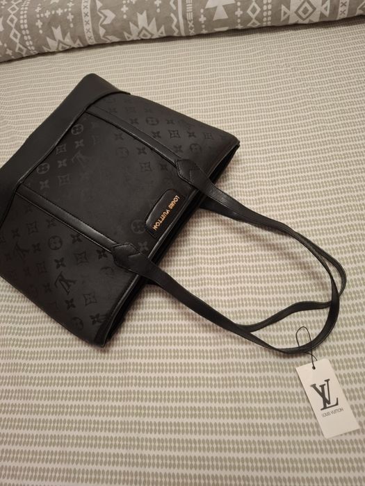 Louis Vuitton Handbag