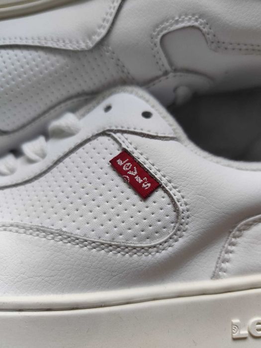 Levis Glide S Marime 40 piele