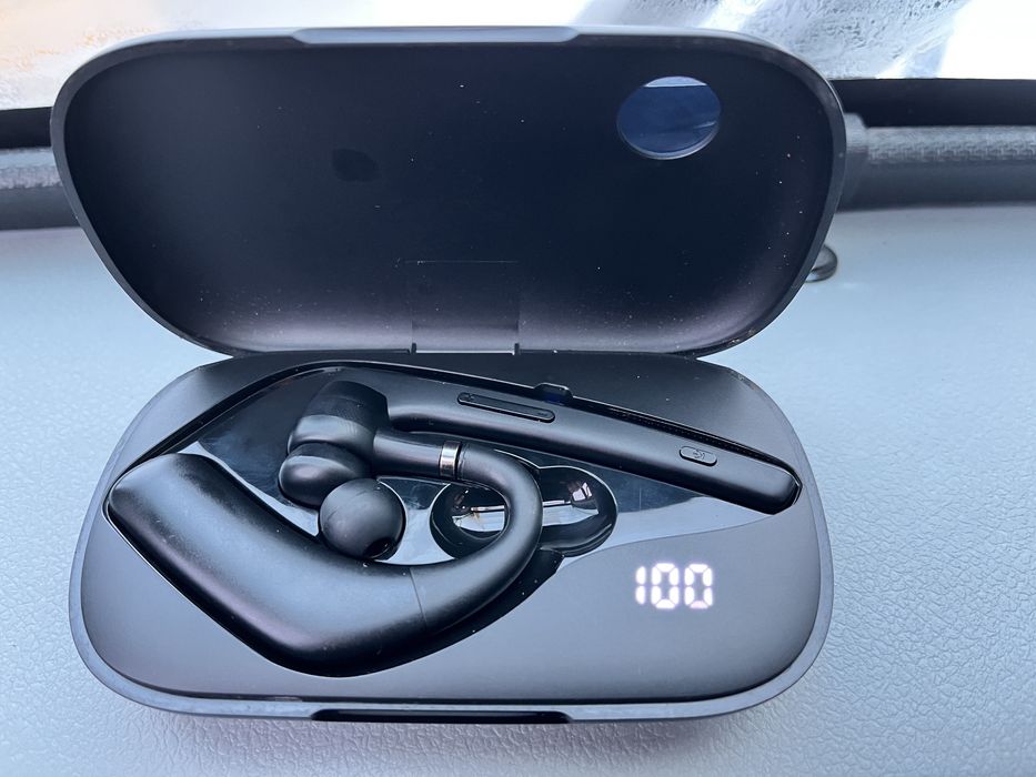 Продам блютуз наушник