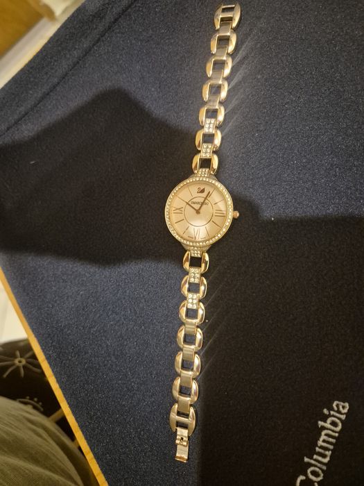 Ceas Swarovski nou