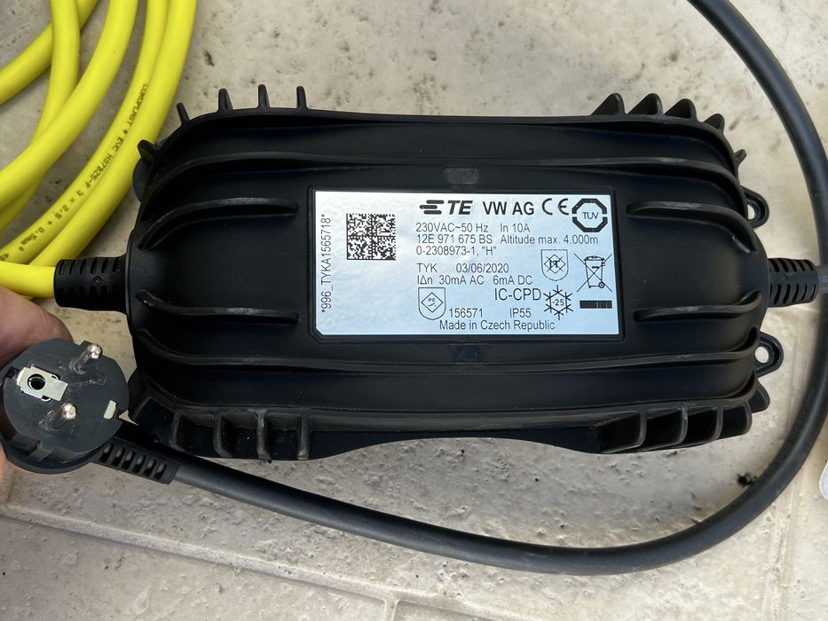 Încărcător masina electrica Original VW / Audi / Skoda / Seat (Priză Normală 220V) - Cod 12E971675BS