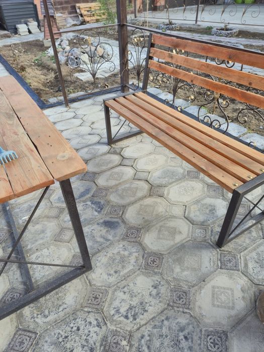 Стол с скамейки продам