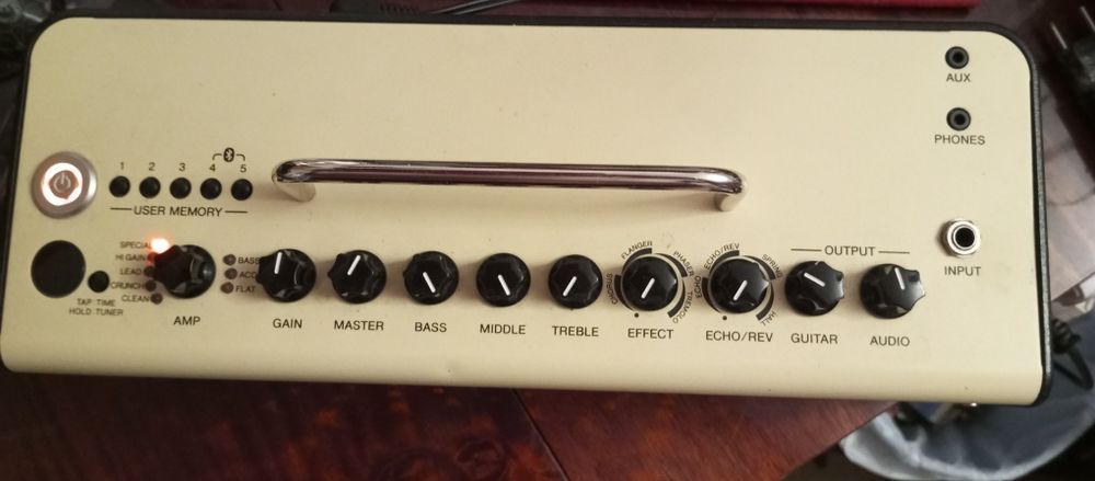 Гитарный комбик Yamaha THR10II