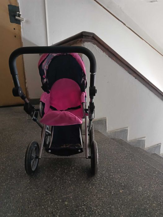 Количка за кукли