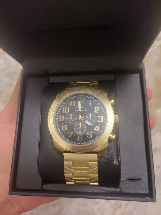 L&Co. Timepieces — алтын түсті кварц сағат