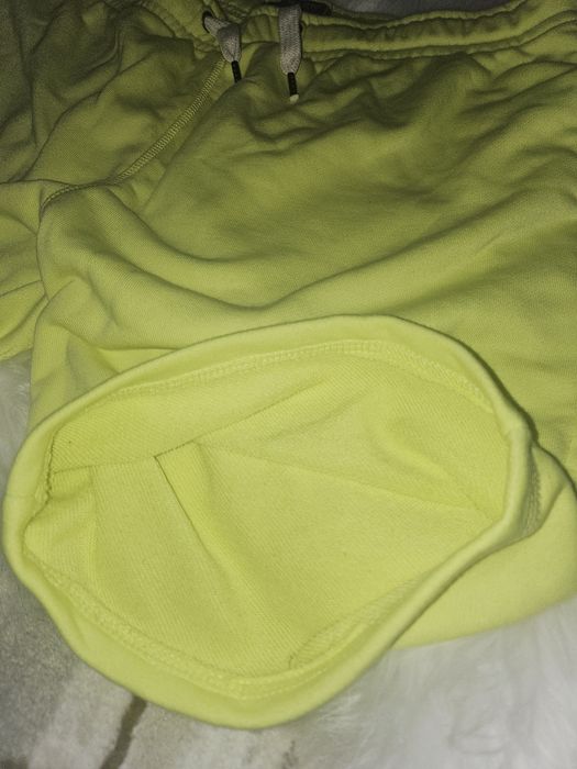 Свежи мъжки къси панталонки размер М,Л