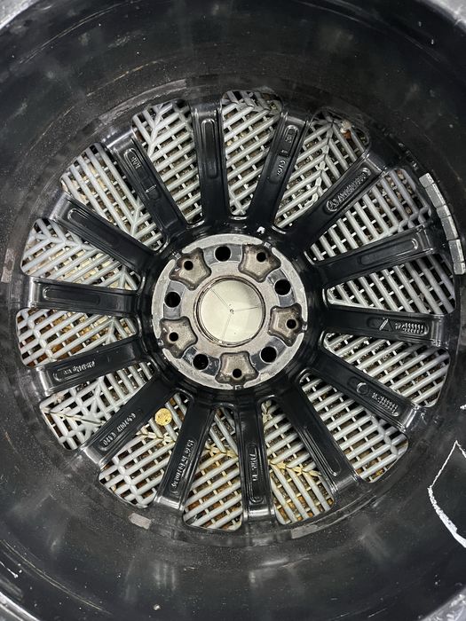 Оригинальные AMG диски R20.
