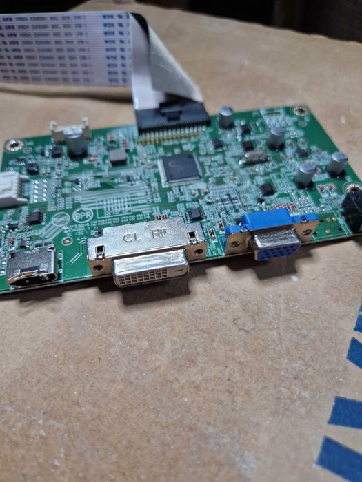 Power Supply 715G8516-P03-000-001M si Main board 715G8715-M0C-B00-004K