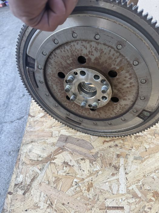 Маховик bmw m5 f10 m6 f06 f12 f13 x5m f85 f86 бмв м5 ф10 м6 ф06 венец