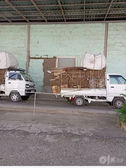 Makalatura makalltura olamiz
Oq qogʻoz
Plastik
Pilasmass 
Metallom 
Al
