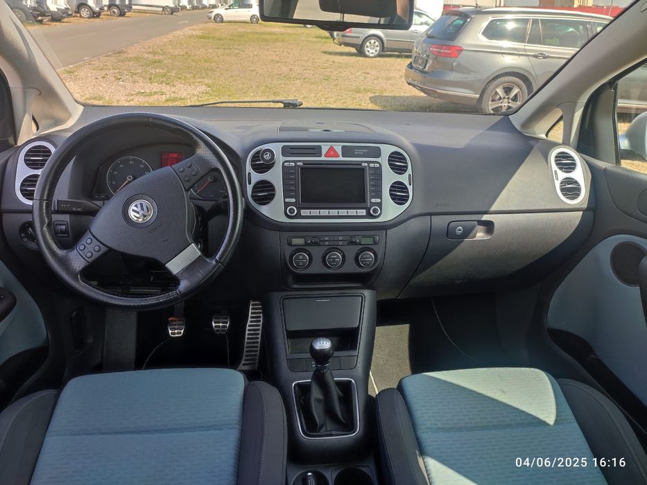 Golf 5 Plus Cross an 2007 motor 1, 4 Tsi benzina 140 de cai