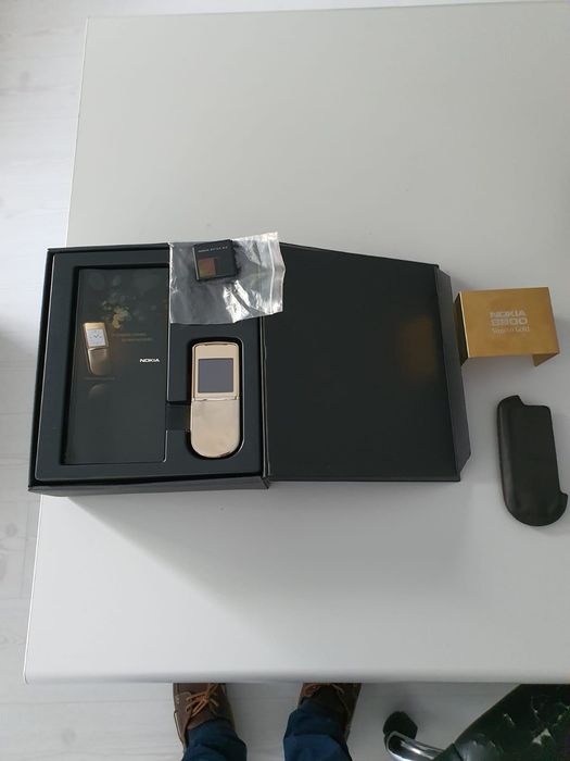 Nokia 8800 Scirocco Gold