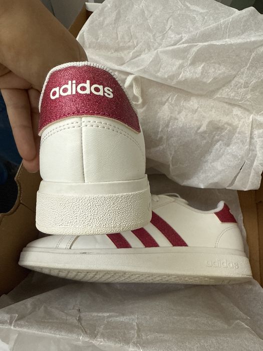 Кроссовки адидас 36 размер