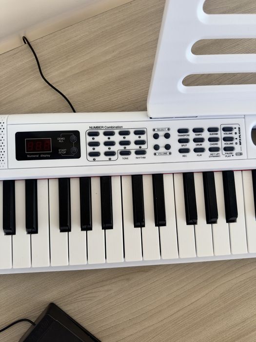 Синтезатор ON Music Maestro