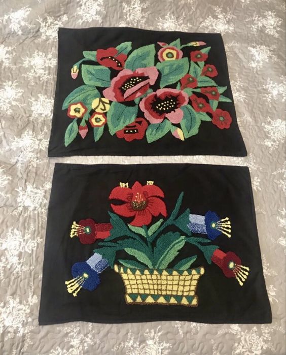 Арт калъфка ръчно везана; Терлици - 2 комплекта