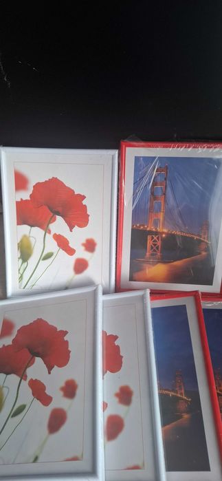 Фоторамки .  Дерево, пластик. Разные размеры.