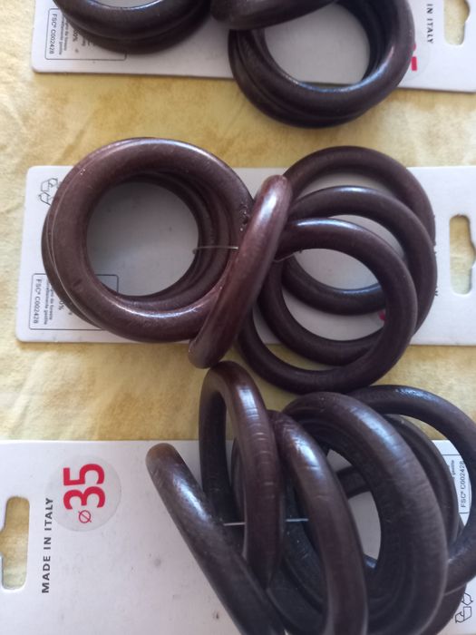 Inele cu pișcatori, pentru perdele.