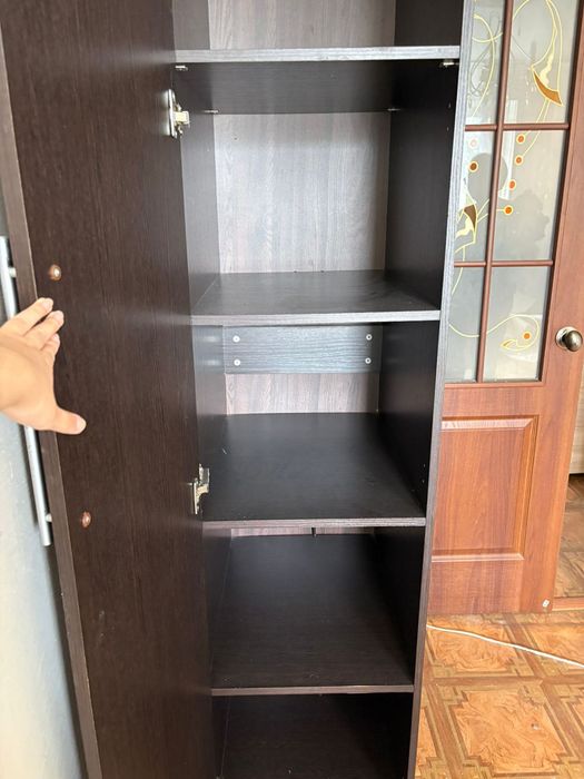 Продам шкаф срочно