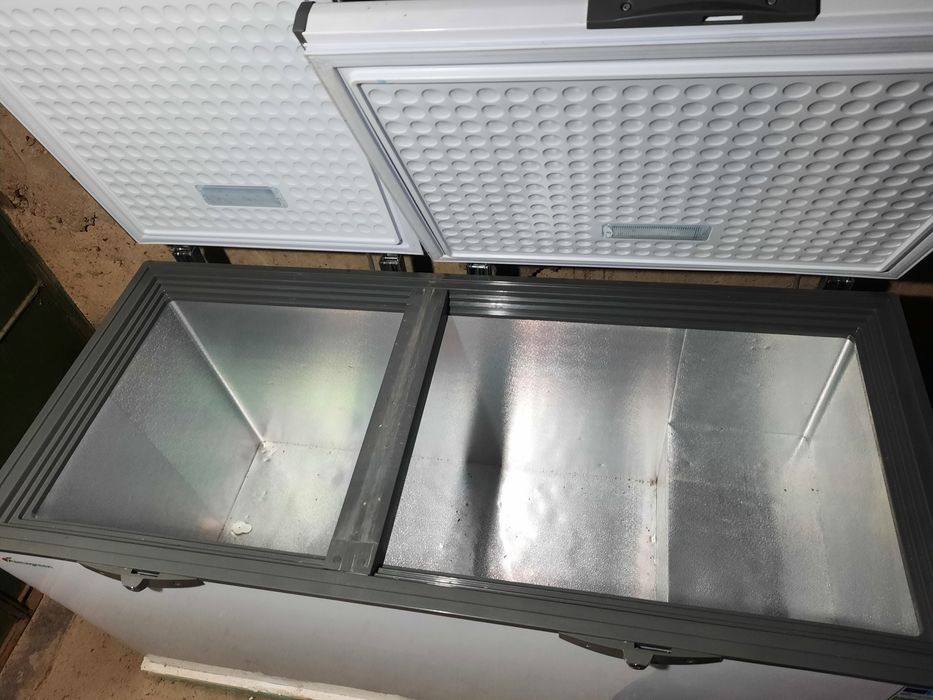 Морозильник большой