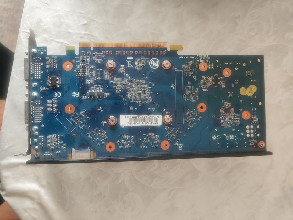 Продам видеокарту GT 9600 1gb