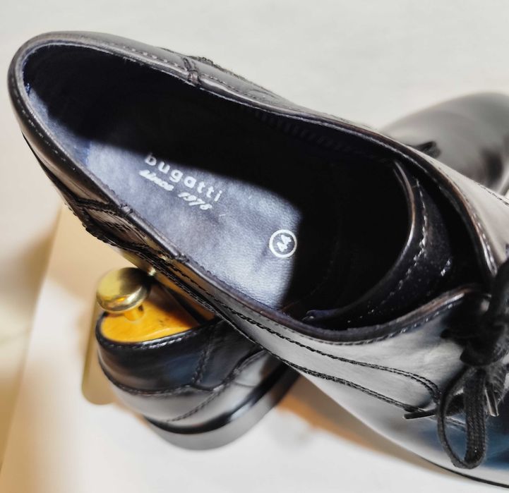 Pantofi derby 44.5 45 plain toe Bugatti piele naturala moale