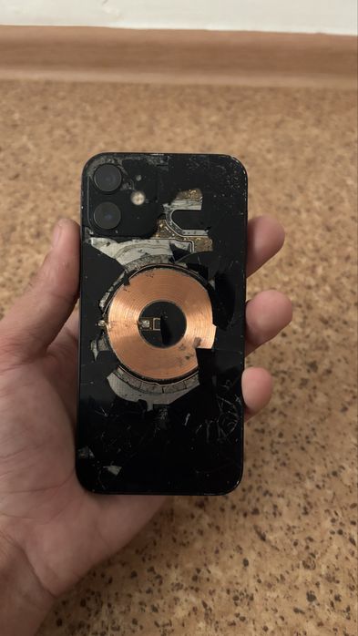 Айфон 12 мини Iphone