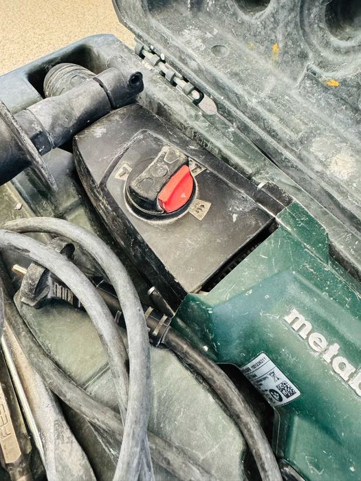 Перфоратор Metabo KHE 2444