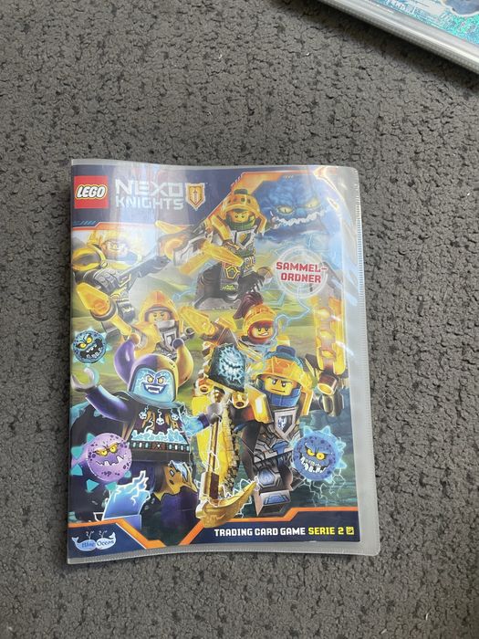 Carti de lego nexo knights