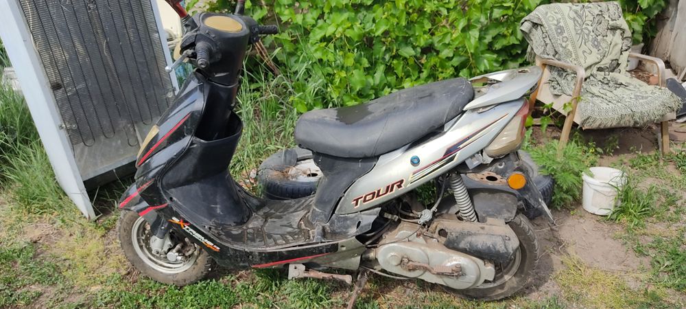 Скутер «Racer Tour RC50QT-12»