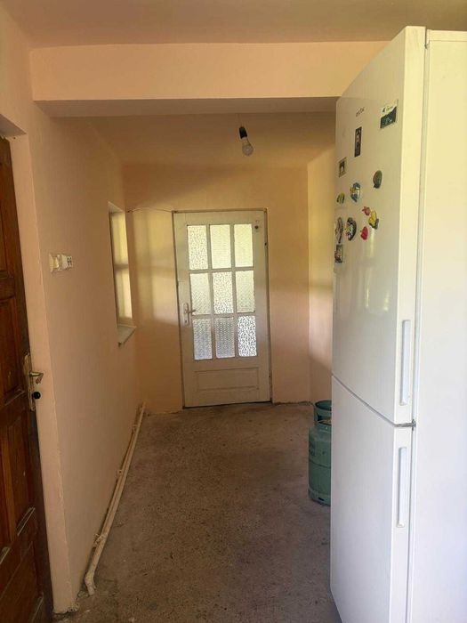 Casa si teren de vanzare