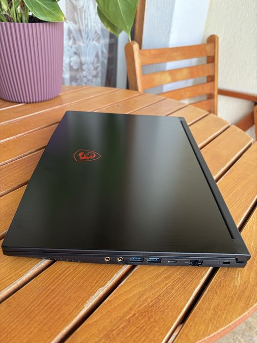 Лаптоп MSI Notebook