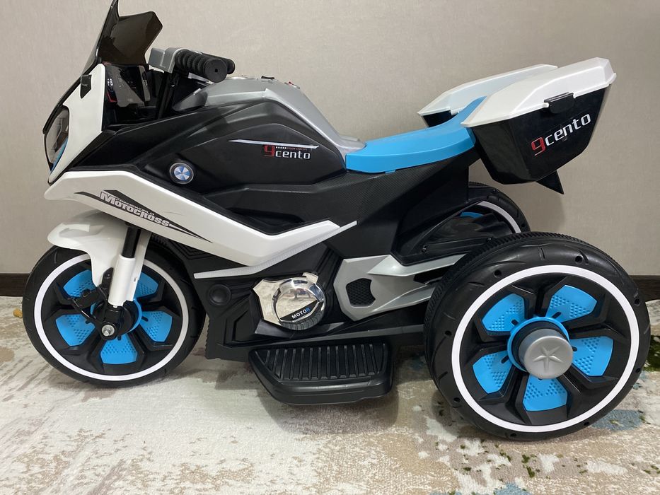 Продается  детский музыкальный мотоцикл