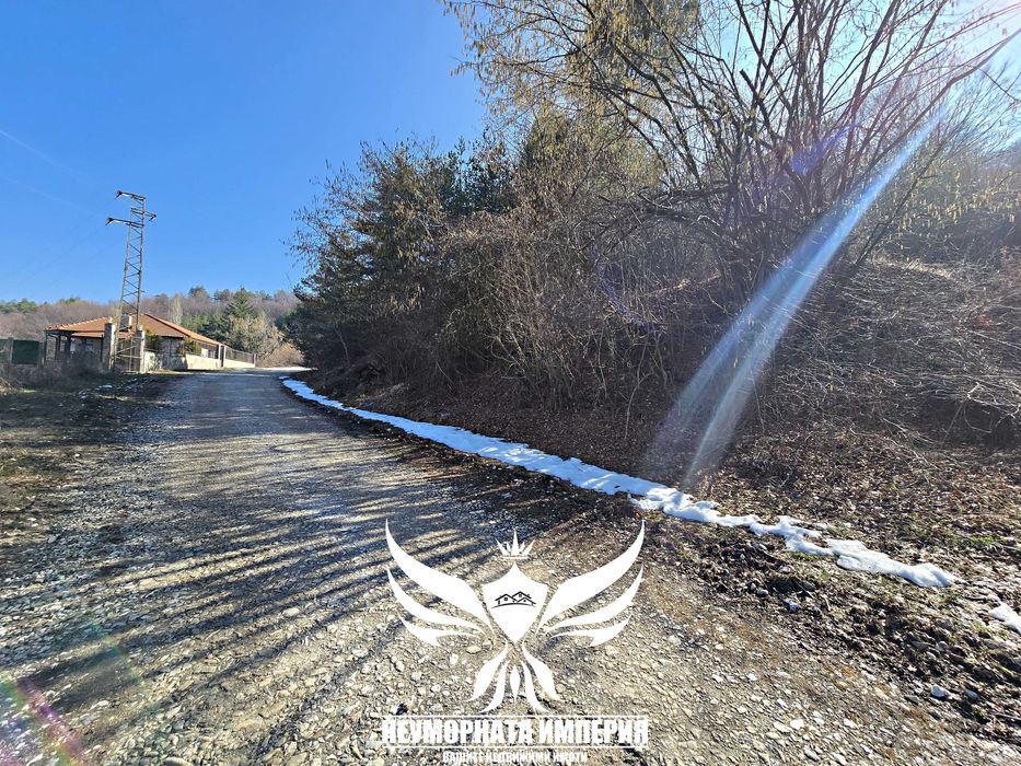 Продавам парцел статут УПИ 367кв.м. в с.Цар Калоян, общ.Куклен