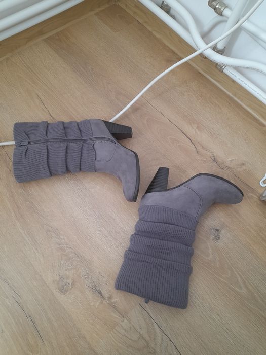 Cizme botine gri imblanite nr 36