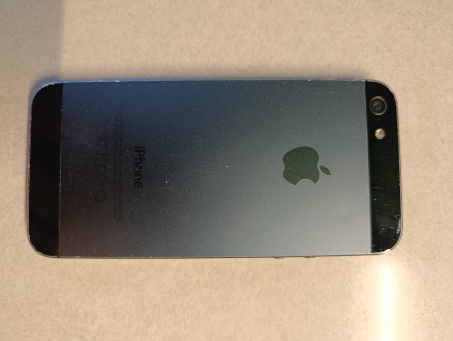 Vand Iphone 5 sh pentru piese