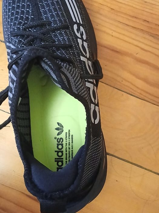 Маратонки ADIDAS