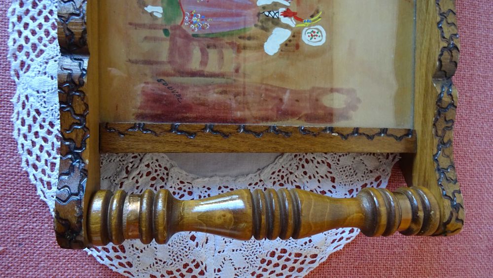 Ръчно рисувана дървена табла за сервиране Елзаски декор Вентидж.