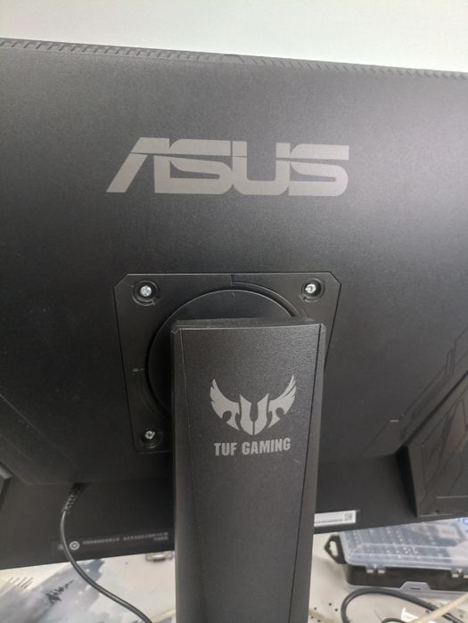 ASUS TUF Gaming — 27″ IPS, 165 Гц