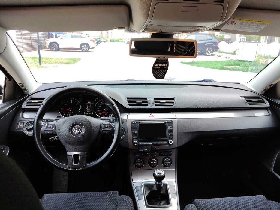 VOLKSWAGEN Passat 2010 — imagine 5