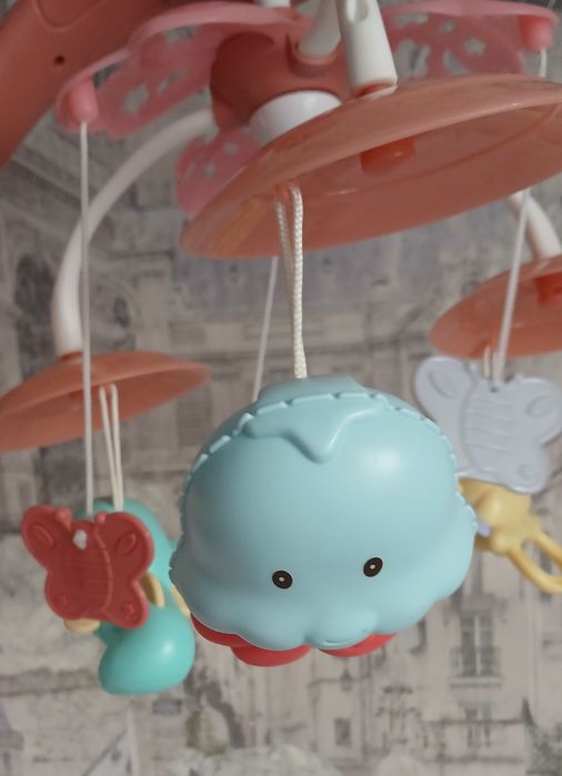 Мобиль детский отдам